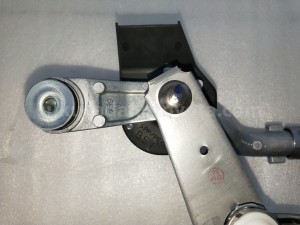 851500K140 LINK ASSY, FR WIPER - TOYOTA