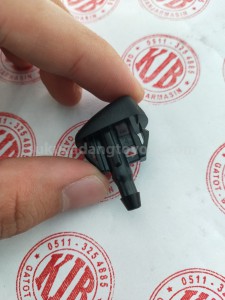 85381BZ130 NOZZLE,FR WASHER,RH - TOYOTA