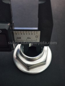 9004178083 NUT,FLANGE - TOYOTA