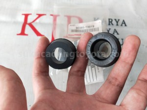 90385T0019 BUSH - TOYOTA