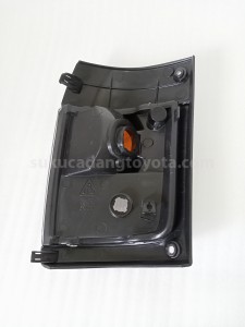 KBL1014000 LENS S/R TURN SIGN R - TOYOTA