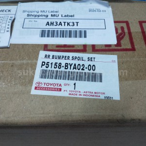 P5158BYA0200 RR BUMPER SPOIL, SET - TOYOTA