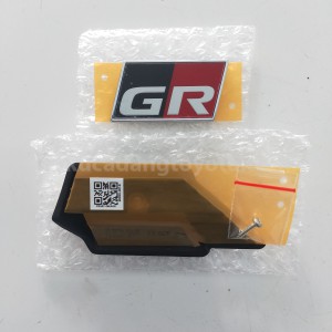P51870KA06 GR EMBLEM FR GRL, SET - TOYOTA