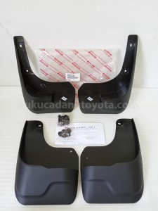 P53890KA01 MUDGUARD, SET - TOYOTA