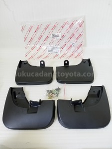 P5389BZ001TM MUDGUARD , SET - TOYOTA