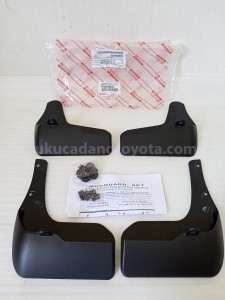 P5389BZA0B MUDGUARD, SET (1.5 VLZ) - TOYOTA