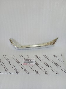 P5401BZA0B GRL CHRM ORMNT,RH - TOYOTA