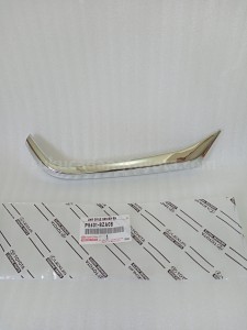 P5401BZA0B GRL CHRM ORMNT,RH - TOYOTA