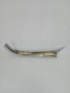 P5401BZA0C GRL CHRM ORMNT,LH - TOYOTA