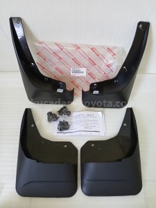 PZ0440K503 MUDGUARD, SET 4 - TOYOTA