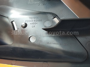 PZ049BZ558 FOGLAMP GARNISH, LH - TOYOTA