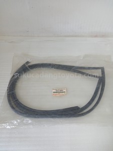 755330D070 MOULDING, WINDSHIELD - TOYOTA