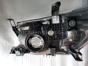 811300K370 UNIT ASSY, HEADLAMP, - TOYOTA