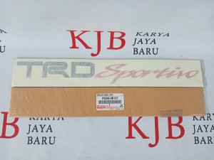 PZ0460K137 TRD STICKER - TOYOTA
